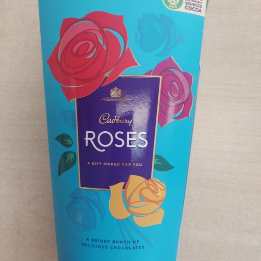 Cadbury Roses Carton 290g | British Marketplace